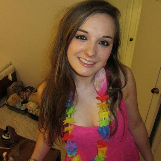 Ellen Andrew Photo 9