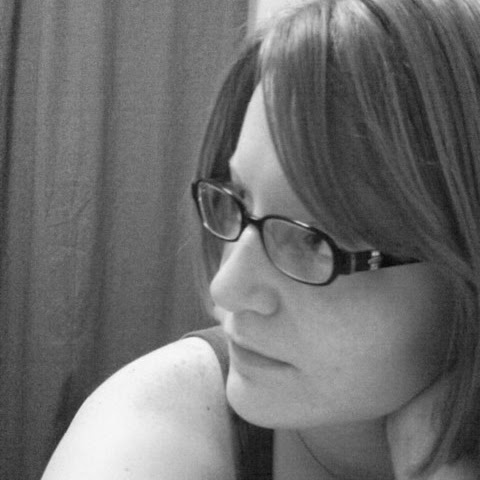 Nicole Logan Photo 30