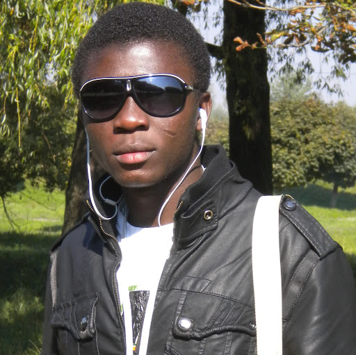 Dickson Mensah Photo 12