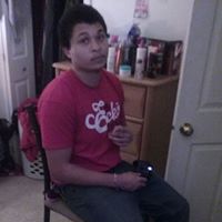 Antonio Tucker Photo 8