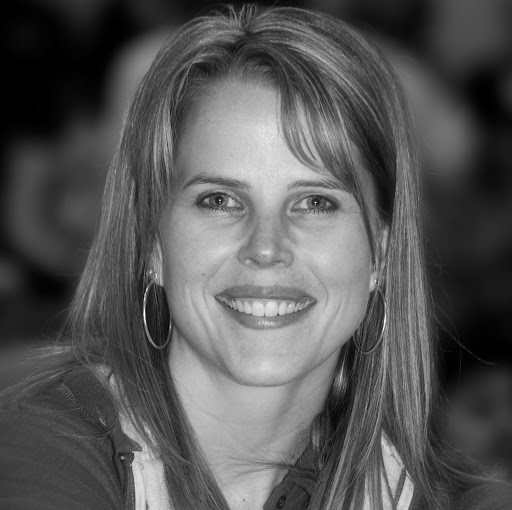 Kristina Maddux Photo 5