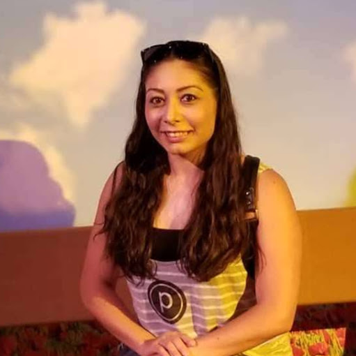 Rachel Garcia Photo 31
