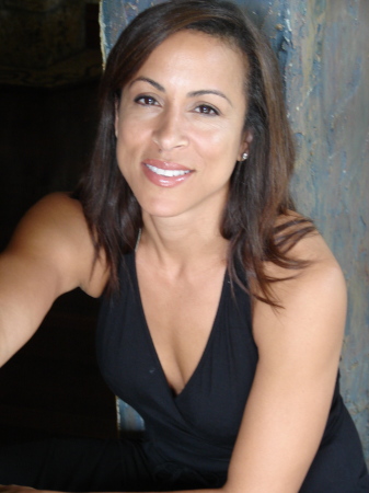 Karen Thomas Photo 31