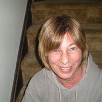 Suzanne Gillespie Photo 5