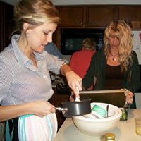 Jennifer Henkel Photo 9