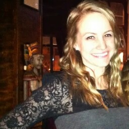 Danielle Finch Photo 33