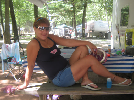 Elizabeth Crespo Photo 22