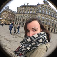 Stephanie Lambrecht Photo 8