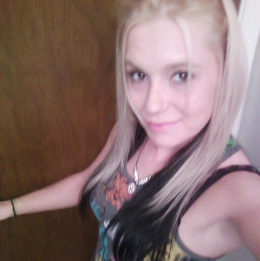 Dana Hunter Photo 41