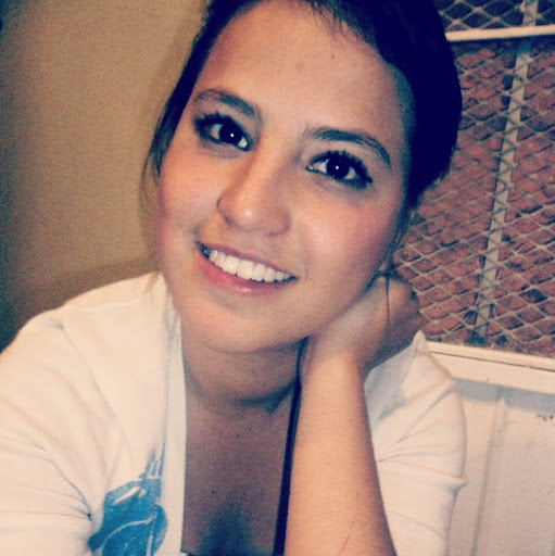 Rose Ayala Photo 32