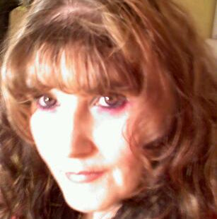 Sandra Elliott Photo 26
