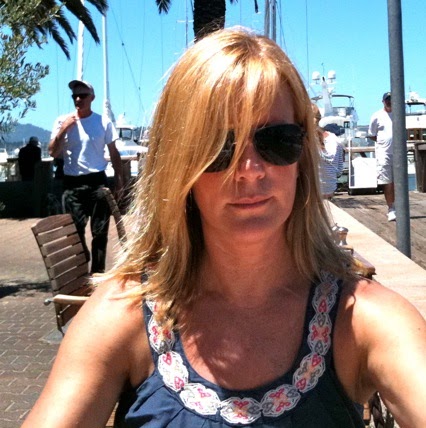 Joanne Warren Photo 27