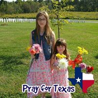 Lora Thompson Photo 34