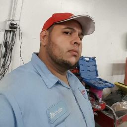 Ricardo Ahumada Photo 34