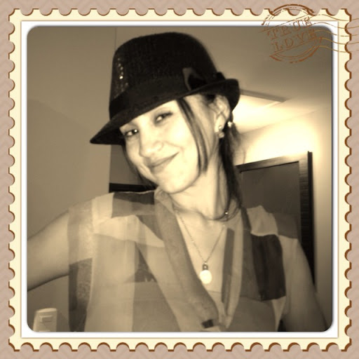 Cristina Rosero Photo 20