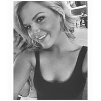 Julia Jennings Photo 10