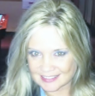 Paula Olson Photo 40