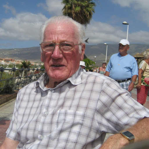 Paul Glynn Photo 26