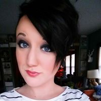 Emily Albrecht Photo 15