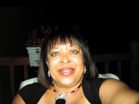 Rhonda Holmes Photo 41