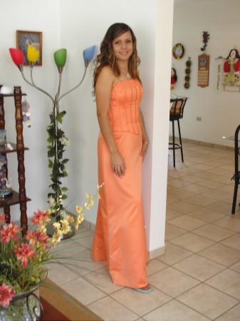 Ruth Cruz Photo 29