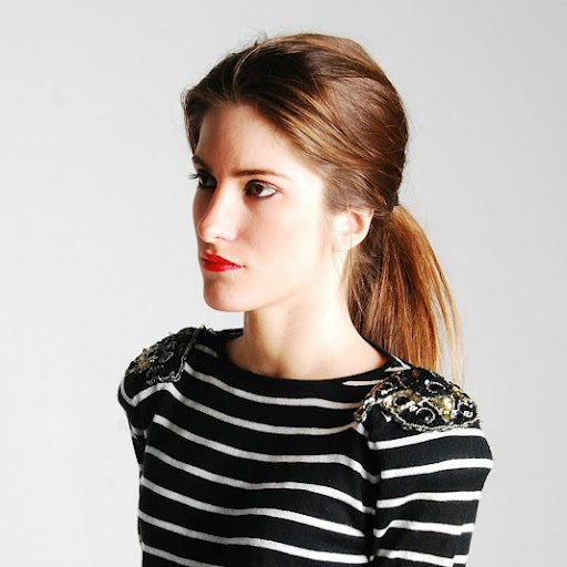 Nicole Hope Photo 17