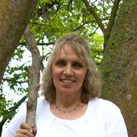 Carol Hansen Photo 6
