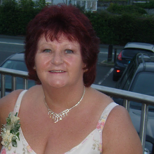 Janet Hughes Photo 29