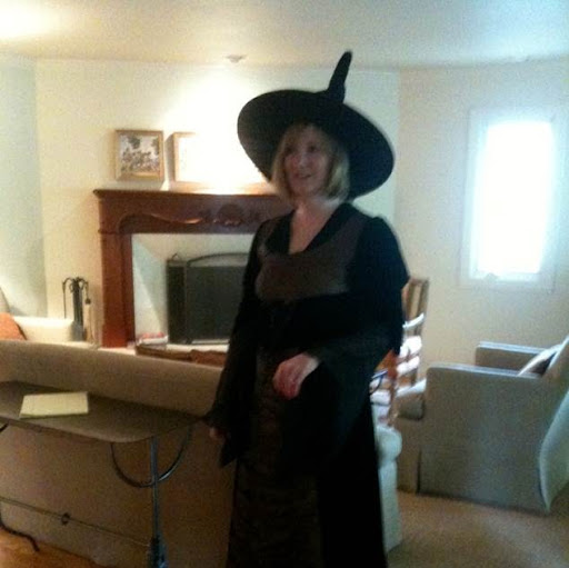 Jennifer Baker Photo 45