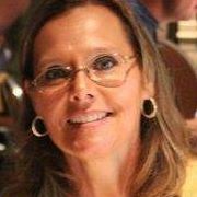 Lynn Holmes Photo 23