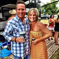 Dara Brown Photo 32