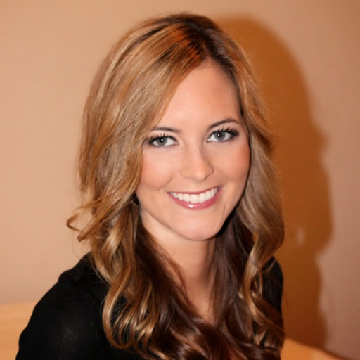 Erin Taylor Photo 36