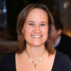 Elizabeth Stewart Photo 9