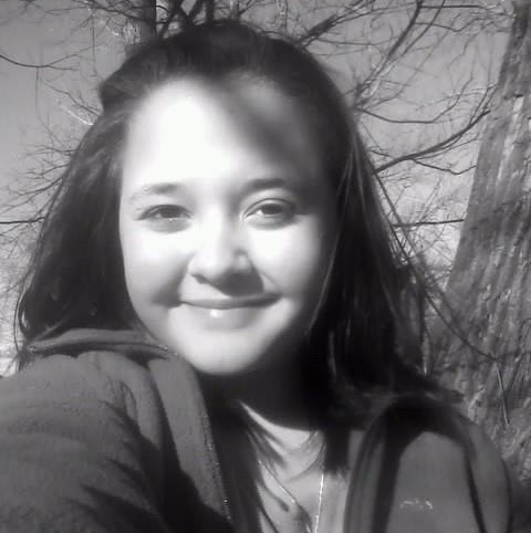 Hallie Johnson Photo 18
