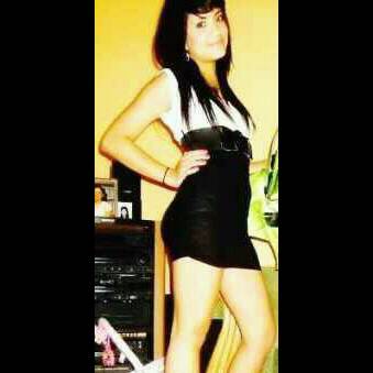 Kenia Deleon Photo 7