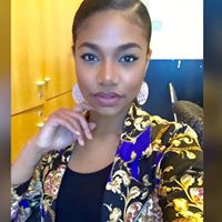 Janelle Dawson Photo 8