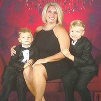 April Phillips Photo 5