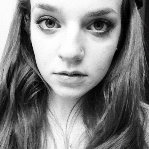 Megan Ward Photo 56