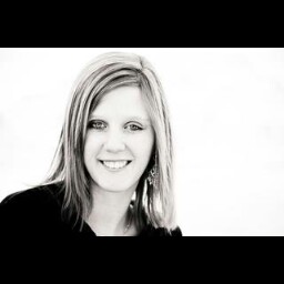 Sarah Rogers Photo 35