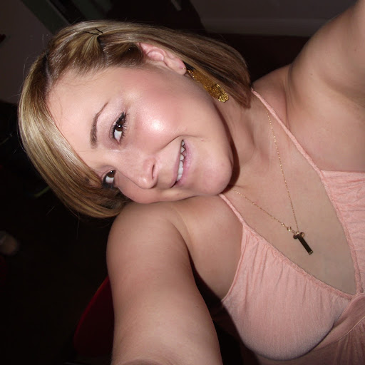 Christina Williams Photo 22
