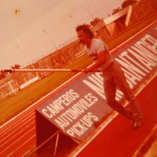 Julio Medina Photo 30