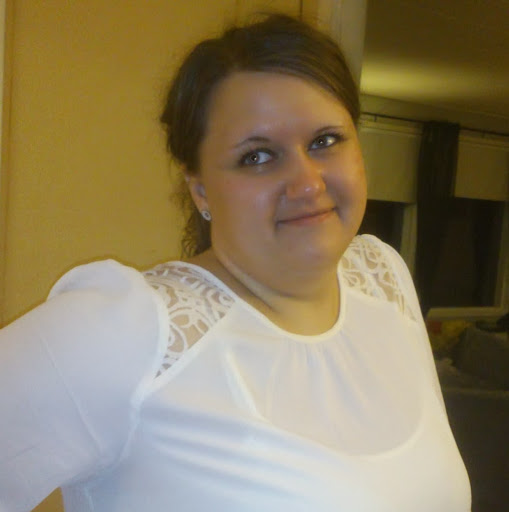 Christina Pedersen Photo 17
