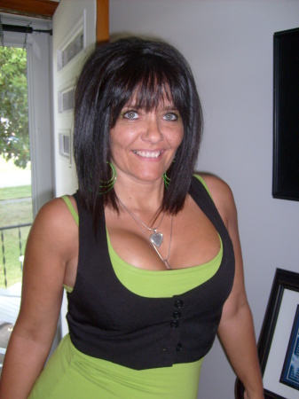 Jennifer Brooks Photo 45