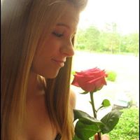 Rose Gomez Photo 12