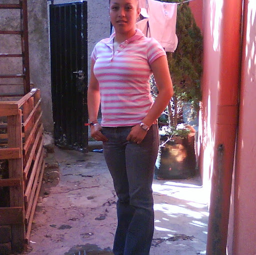 Jocelyn Ruiz Photo 19