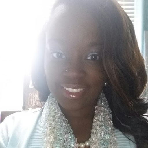 Candace Perry Photo 12