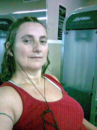 Angela Hand Photo 15