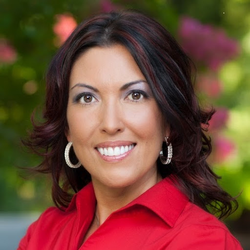 Adrienne Lyons Photo 18