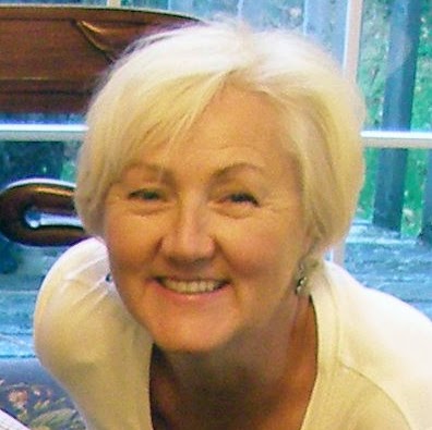 Shelley Mitchell Photo 17