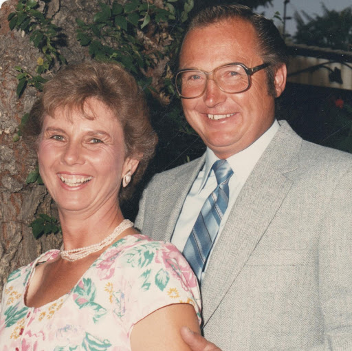 Kathleen Woodward Photo 27